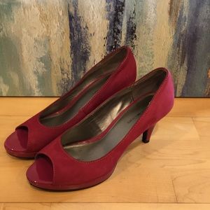 Raspberry Suede Bandolino Pumps